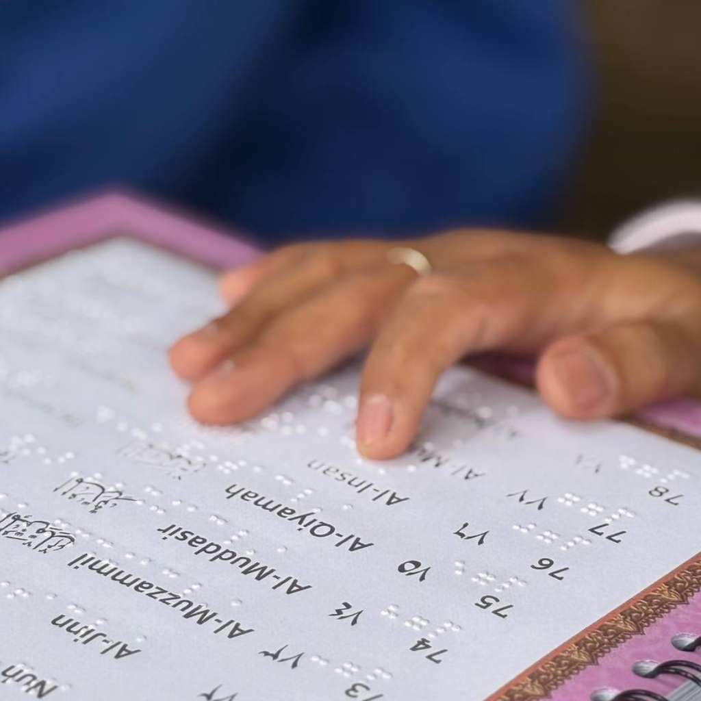Wakaf Quran Braille